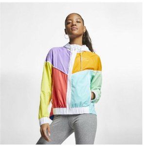 nike windrunner jacket women's windbreaker